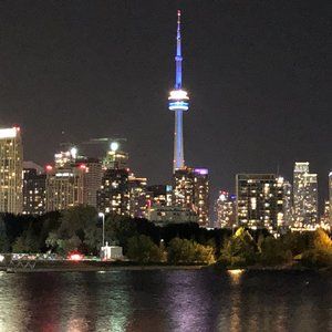 Meet your Posher, Carrie